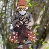 BEAR IN A FERN - GRUMPY BERNIE GARDEN GNOME PLANT/GARDEN STAKE